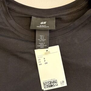 H&M Men's Charcoal Slim Fit Tee